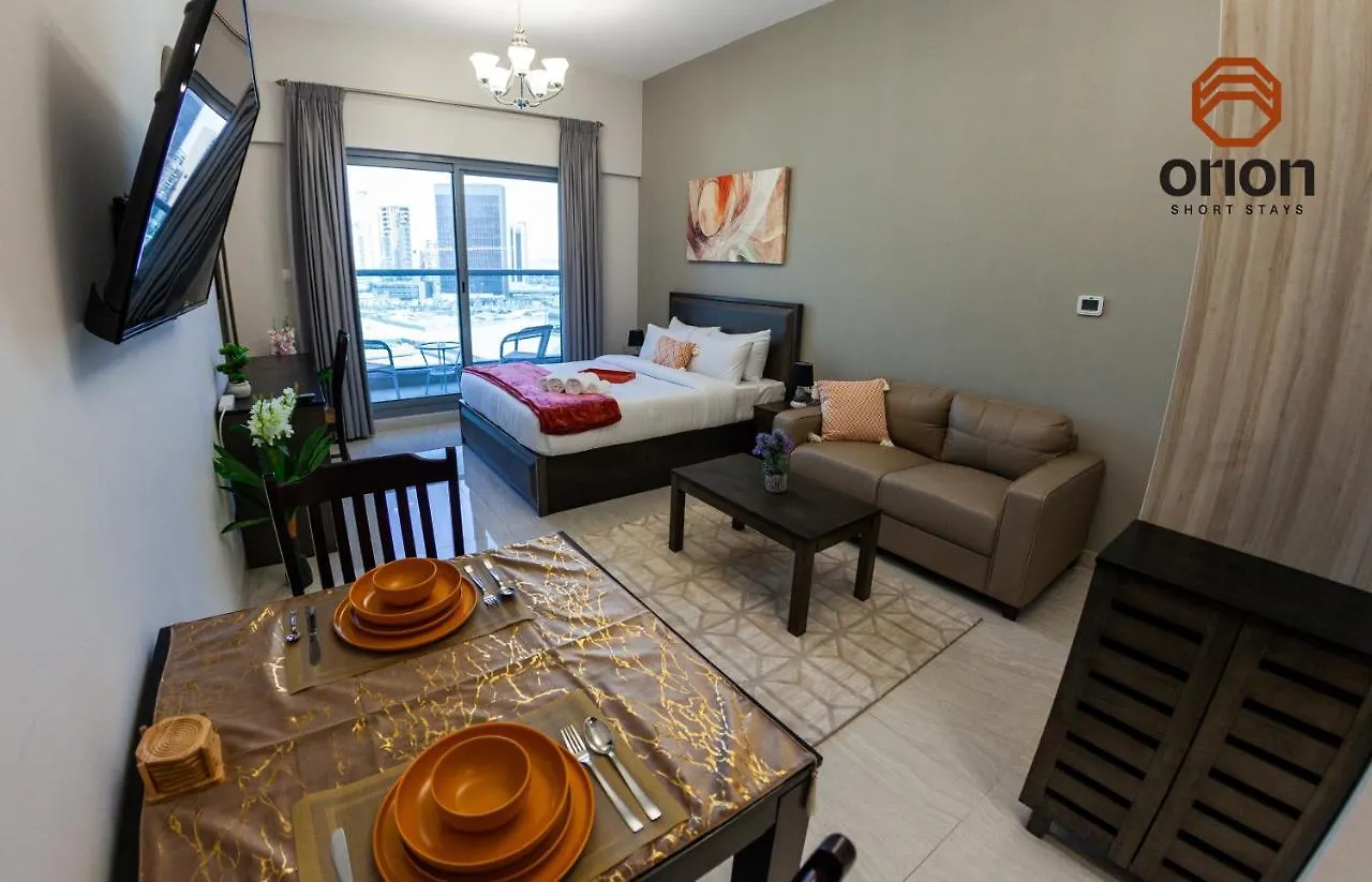 9Th Floor Stylish Studio With Balcony With A View, Smoking On Balcony, Running Track, Pool, Male - Female Gym, Sauna And Steam Room, Free Indoor Parking, Tv With Streaming, Fully Furnished Apartment In Business Bay, Near Downtown 迪拜 阿拉伯联合酋长国