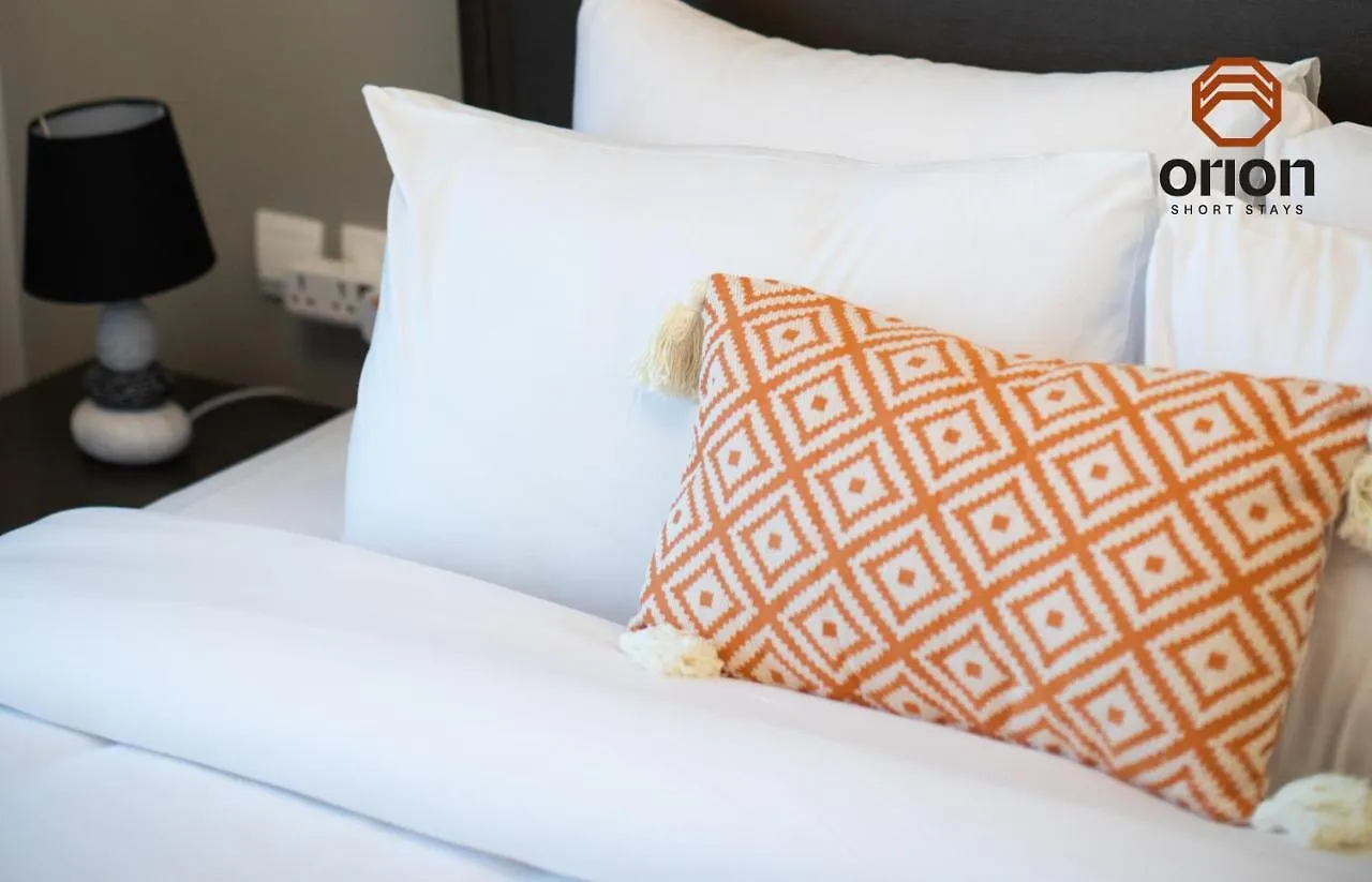 9Th Floor Stylish Studio With Balcony With A View, Smoking On Balcony, Running Track, Pool, Male - Female Gym, Sauna And Steam Room, Free Indoor Parking, Tv With Streaming, Fully Furnished Apartment In Business Bay, Near Downtown Dubaj